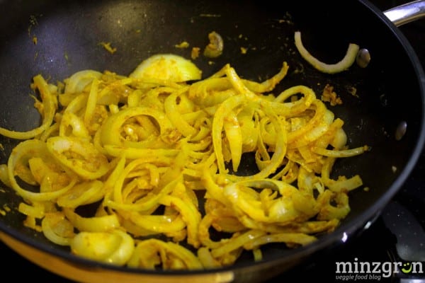 Blumenkohl Mango Curry
