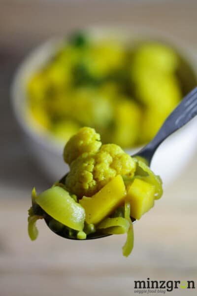 Blumenkohl Mango Curry