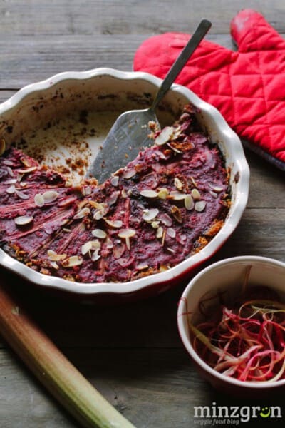 Rhabarber-Mandel Kuchen