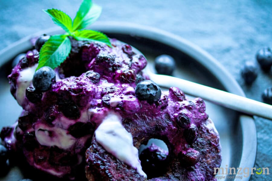 zuckerfreie Blaubeer Donuts