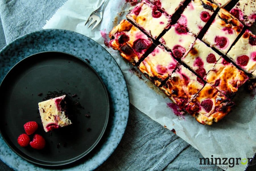 Himbeer-Cheesecake-Brownies